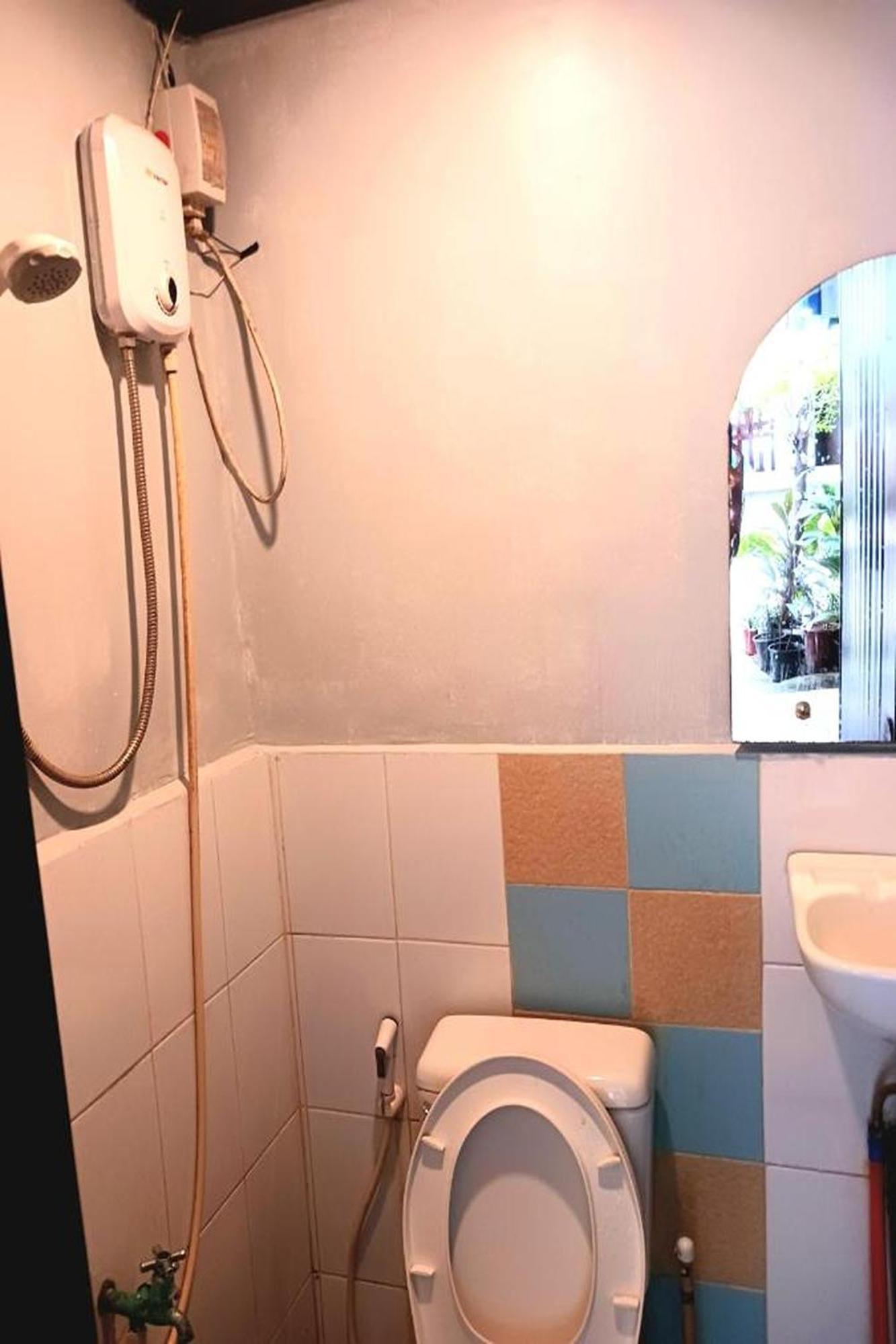 Hometel Barrio House Mactan Lapu-Lapu City Exterior foto